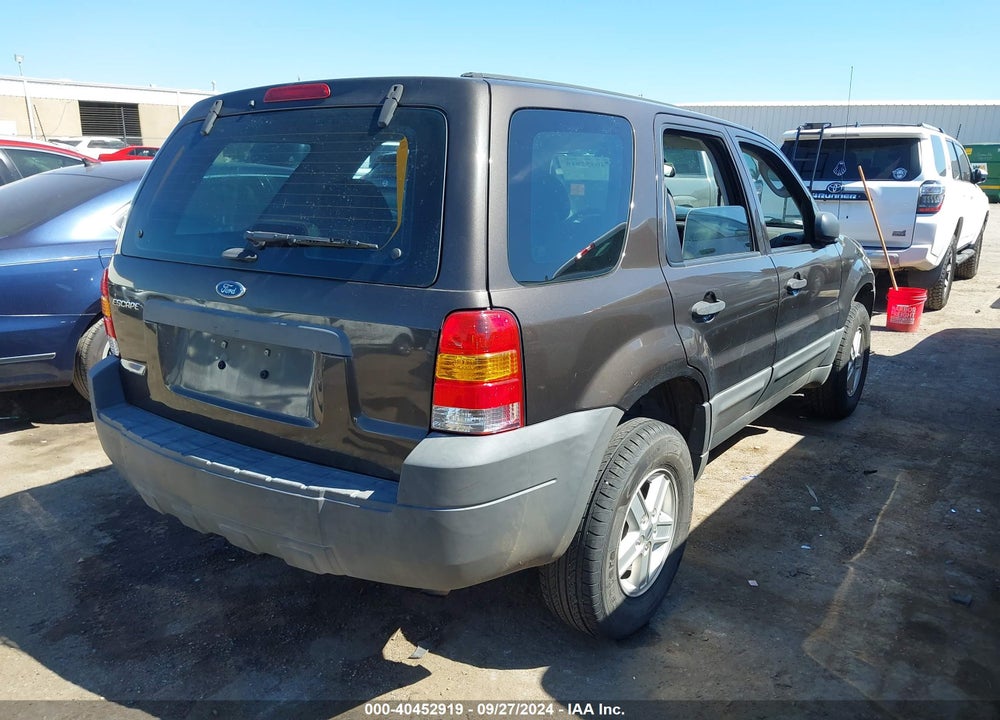 2007 FORD ESCAPE VIN: 1FMYU02Z57KB59643