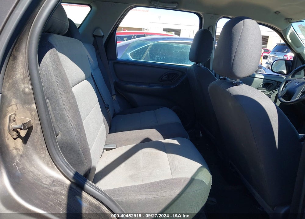 2007 FORD ESCAPE VIN: 1FMYU02Z57KB59643