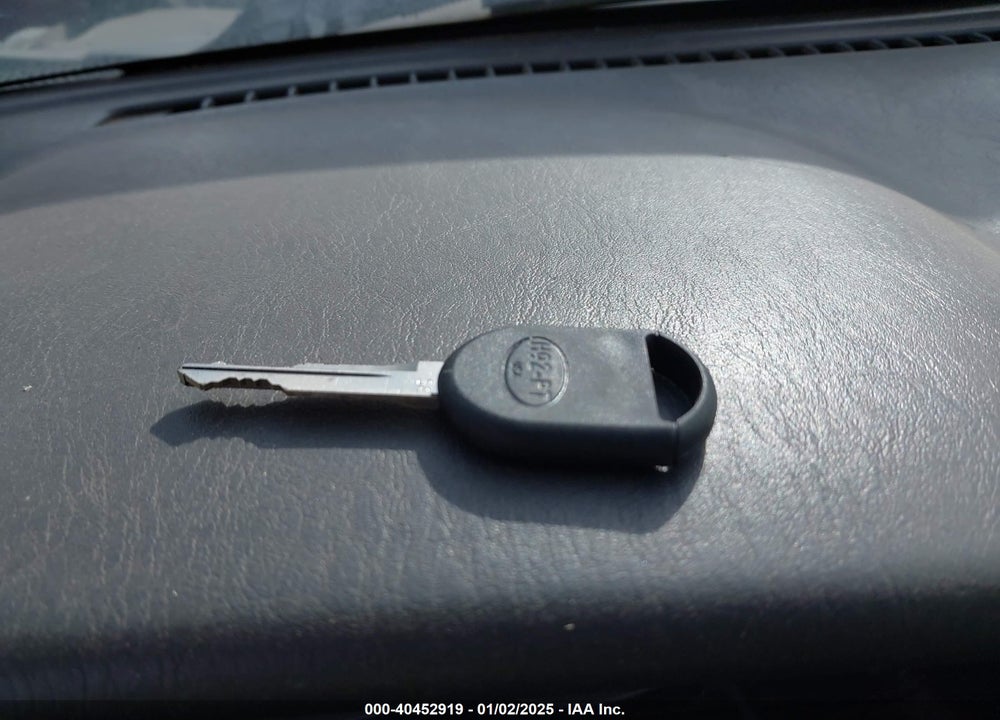 2007 FORD ESCAPE VIN: 1FMYU02Z57KB59643