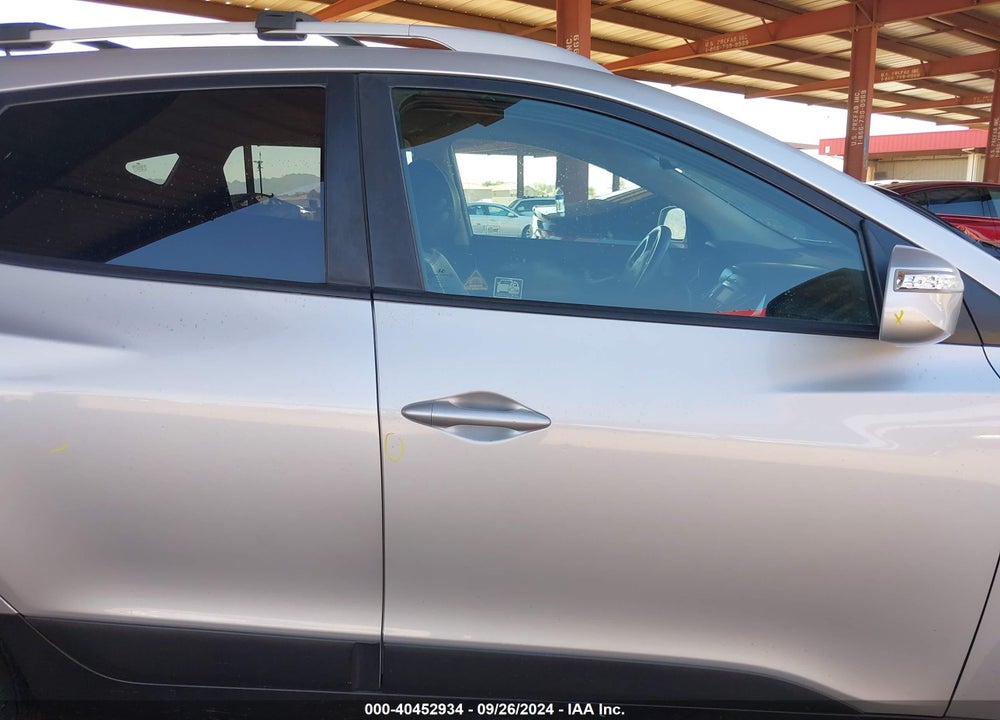 2012 HYUNDAI TUCSON GLS VIN: KM8JU3AC7CU445217