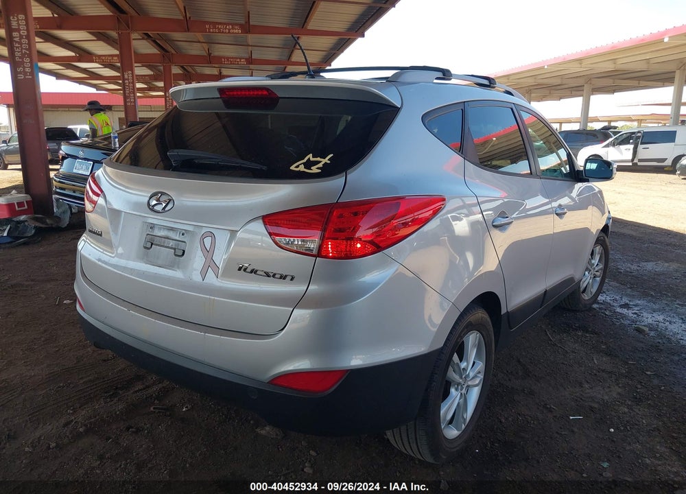 2012 HYUNDAI TUCSON GLS VIN: KM8JU3AC7CU445217