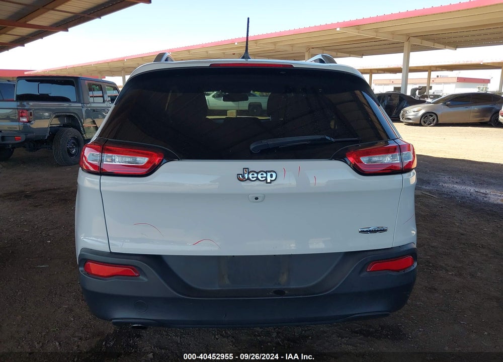 2017 JEEP CHEROKEE LATITUDE 4X4 VIN: 1C4PJMCB7HD229005