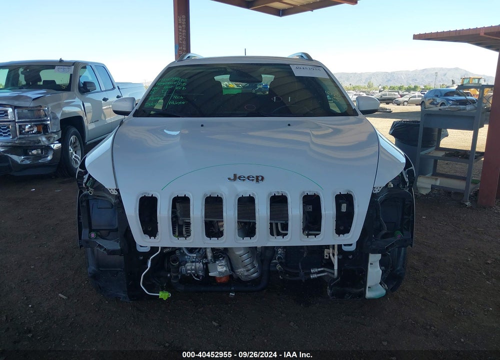 2017 JEEP CHEROKEE LATITUDE 4X4 VIN: 1C4PJMCB7HD229005