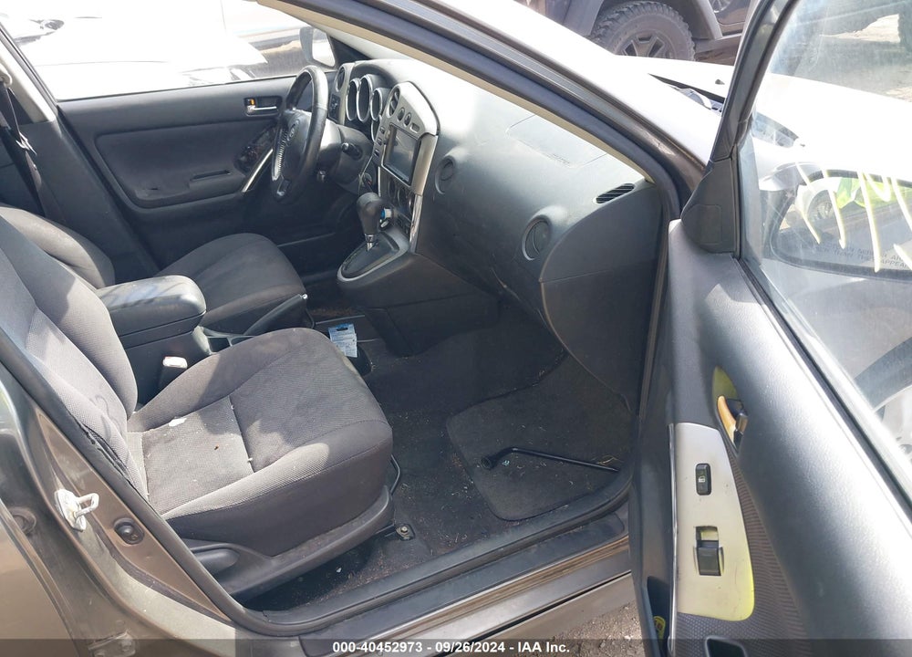 2004 TOYOTA MATRIX/XR VIN: 2T1KR32E44C217720