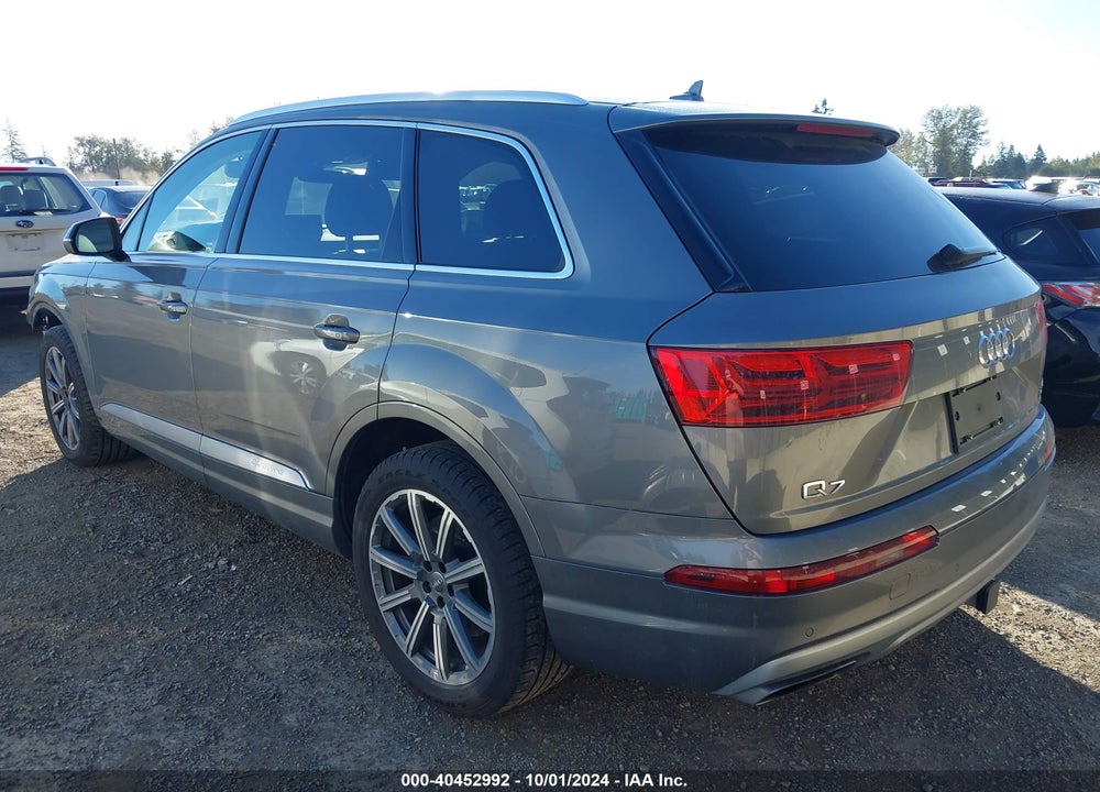 2018 AUDI Q7 3.0T PREMIUM VIN: WA1VAAF75JD017152