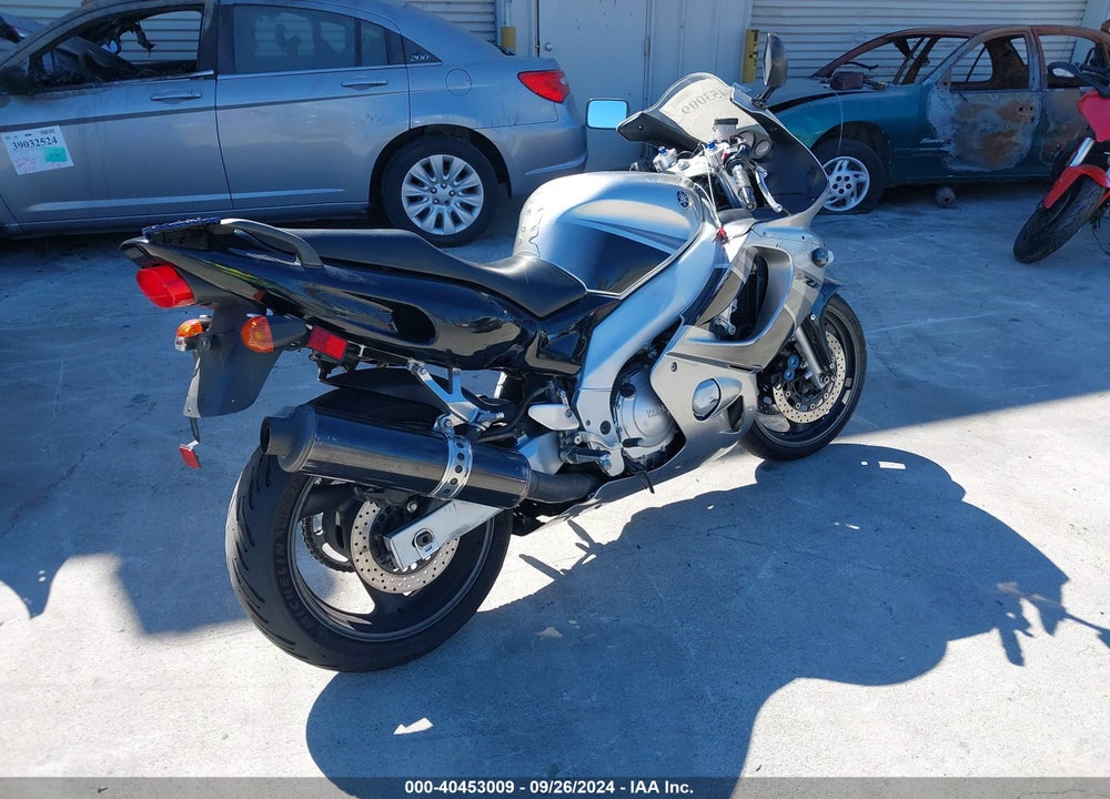 2004 YAMAHA YZF600 R VIN: JYA5AHE034A041566