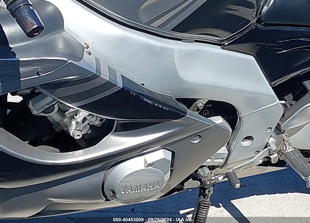 2004 YAMAHA YZF600 R VIN: JYA5AHE034A041566