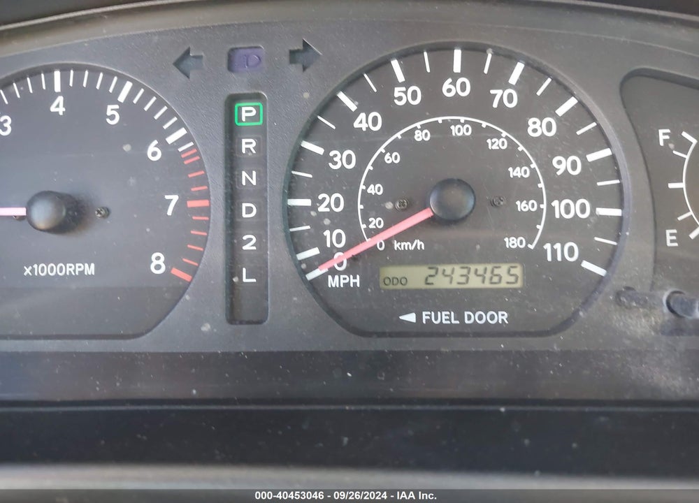 1998 TOYOTA SIENNA XLE VIN: 4T3ZF13C0WU072614