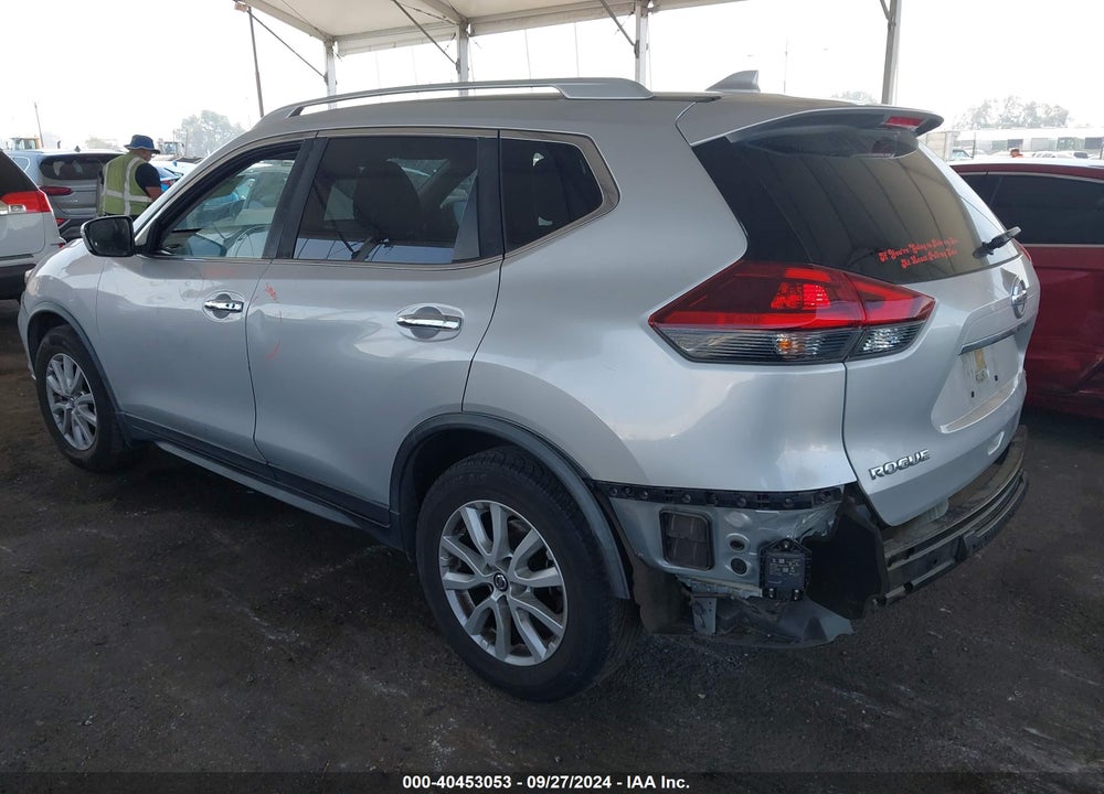 2018 NISSAN ROGUE SV VIN: JN8AT2MT6JW486652