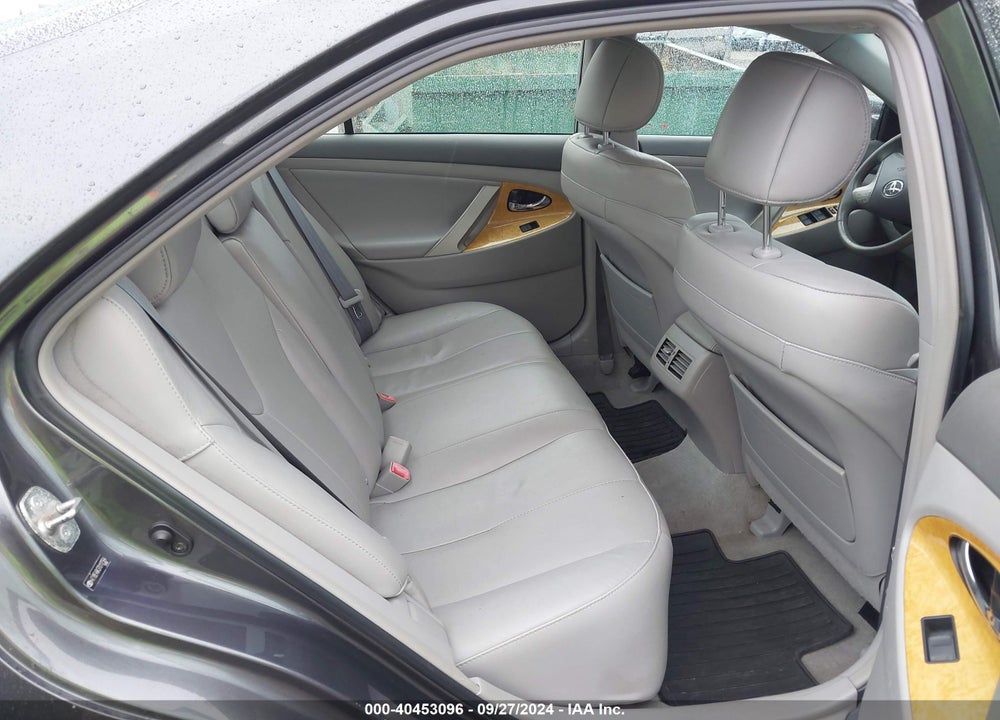 2007 TOYOTA CAMRY XLE VIN: 4T1BE46K37U117564