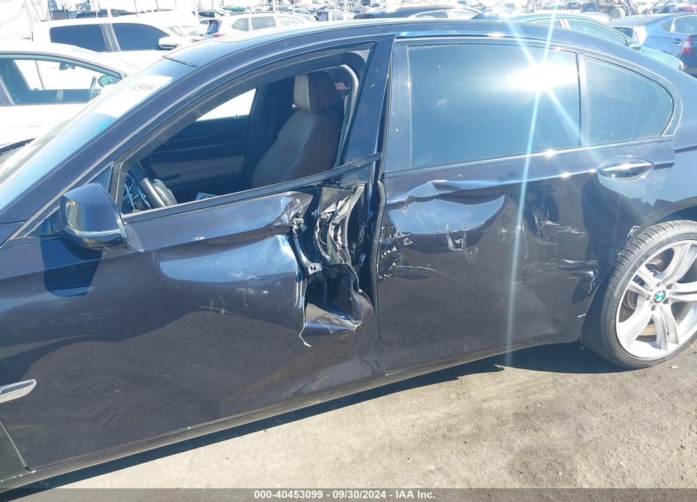 2013 BMW 750I VIN: WBAYA8C53DC996661
