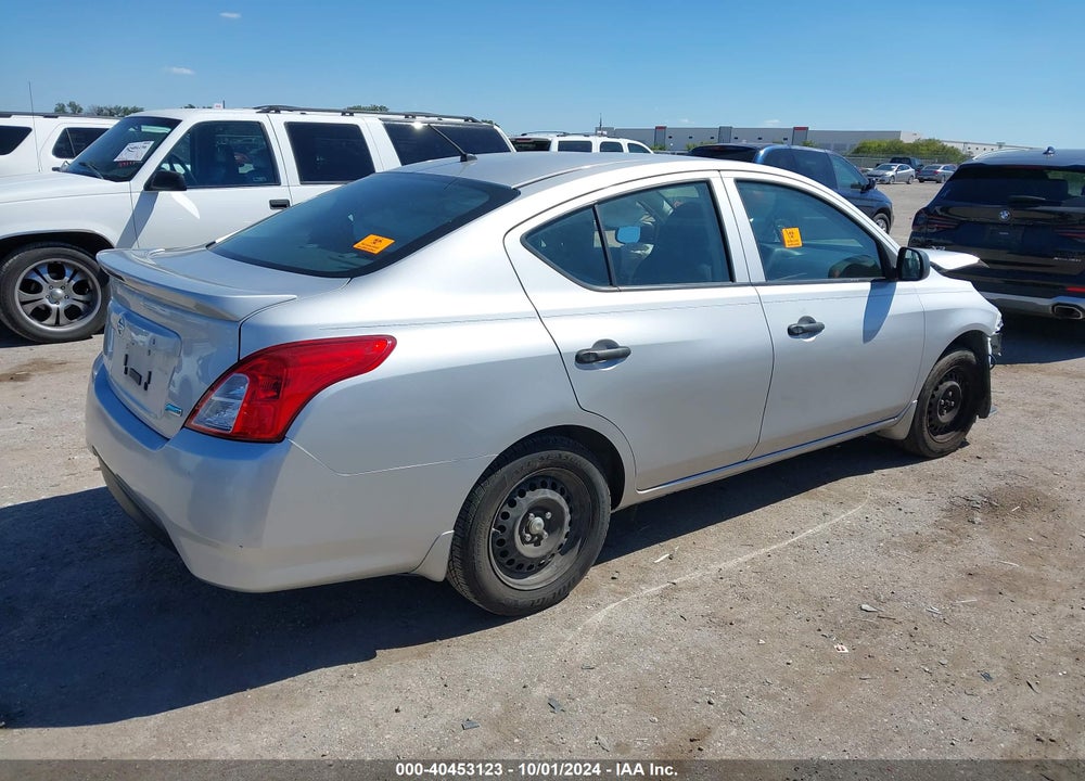 2015 NISSAN VERSA 1.6 S+ VIN: 3N1CN7APXFL892727