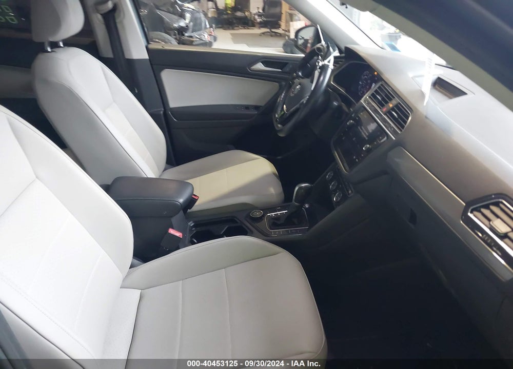 2019 VOLKSWAGEN TIGUAN 2.0T SEL/2.0T SEL R-LINE/2.0T SEL R-LINE BLACK/SE VIN: 3VV2B7AX8KM052436