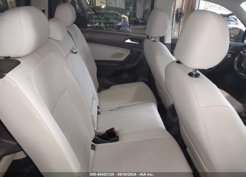 2019 VOLKSWAGEN TIGUAN 2.0T SEL/2.0T SEL R-LINE/2.0T SEL R-LINE BLACK/SE VIN: 3VV2B7AX8KM052436