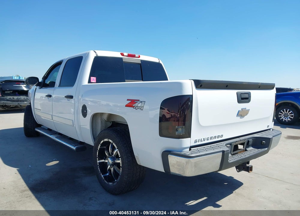 2008 CHEVROLET SILVERADO 1500 LT1 VIN: 2GCEK13M381168557