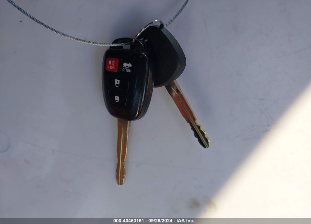 2016 TOYOTA COROLLA LE PLUS VIN: 5YFBURHE9GP551691