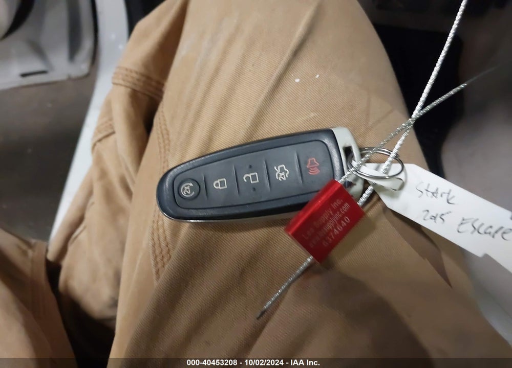 2015 FORD ESCAPE TITANIUM VIN: 1FMCU9J91FUA00900