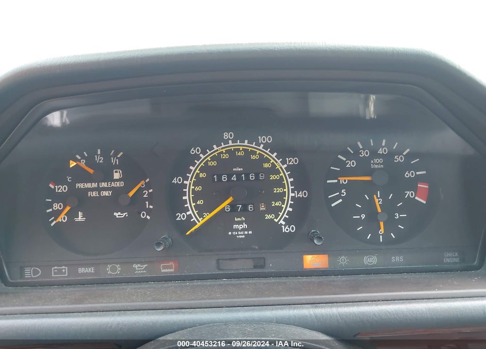1993 MERCEDES-BENZ 300 E VIN: WDBEA32E6PB967447