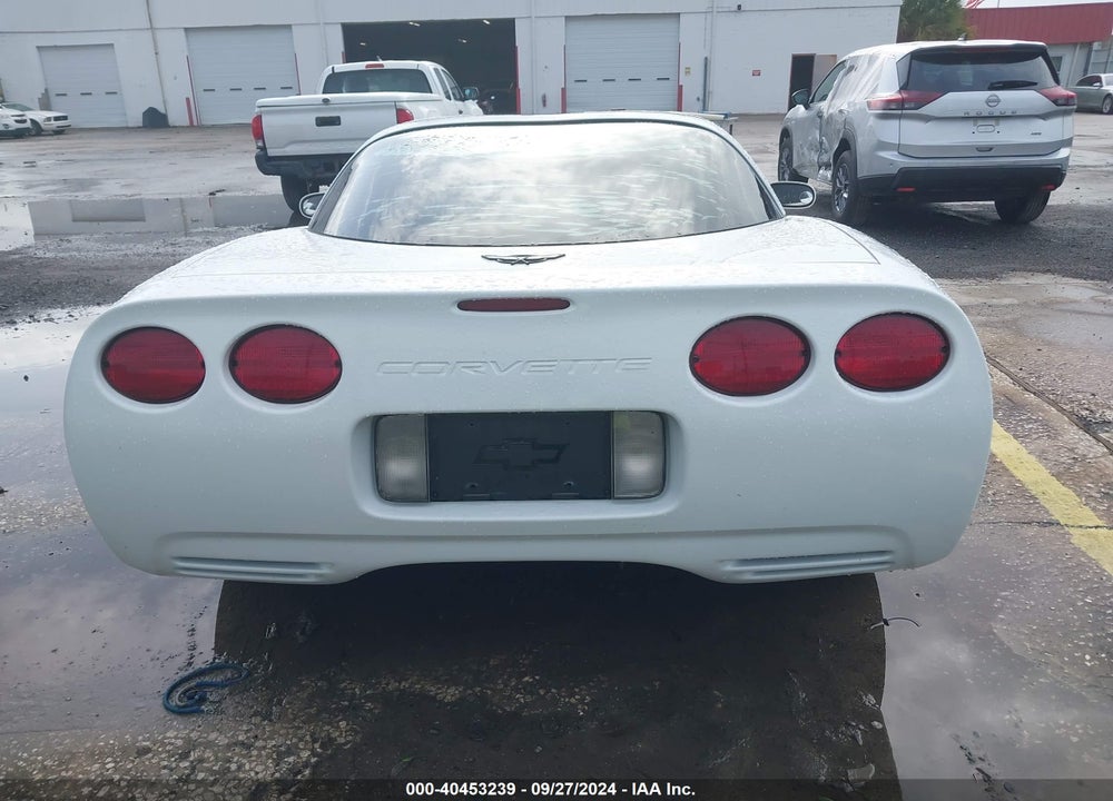 1998 CHEVROLET CORVETTE VIN: 1G1YY22G1W5120637