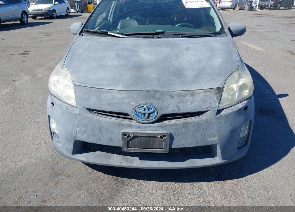2011 TOYOTA PRIUS TWO VIN: JTDKN3DU1B1420176