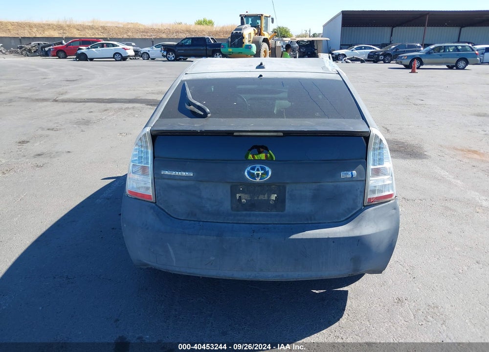 2011 TOYOTA PRIUS TWO VIN: JTDKN3DU1B1420176