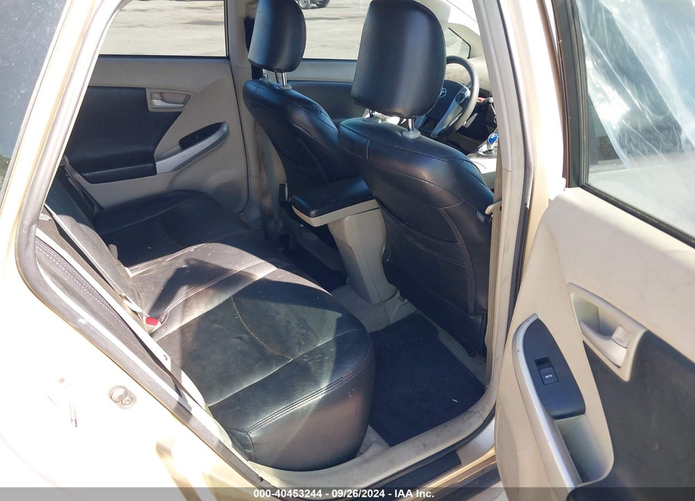 2011 TOYOTA PRIUS TWO VIN: JTDKN3DU1B1420176