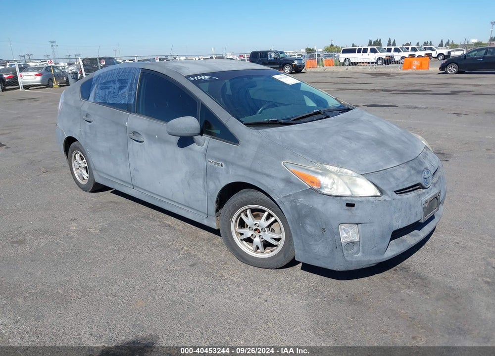 2011 TOYOTA PRIUS TWO VIN: JTDKN3DU1B1420176