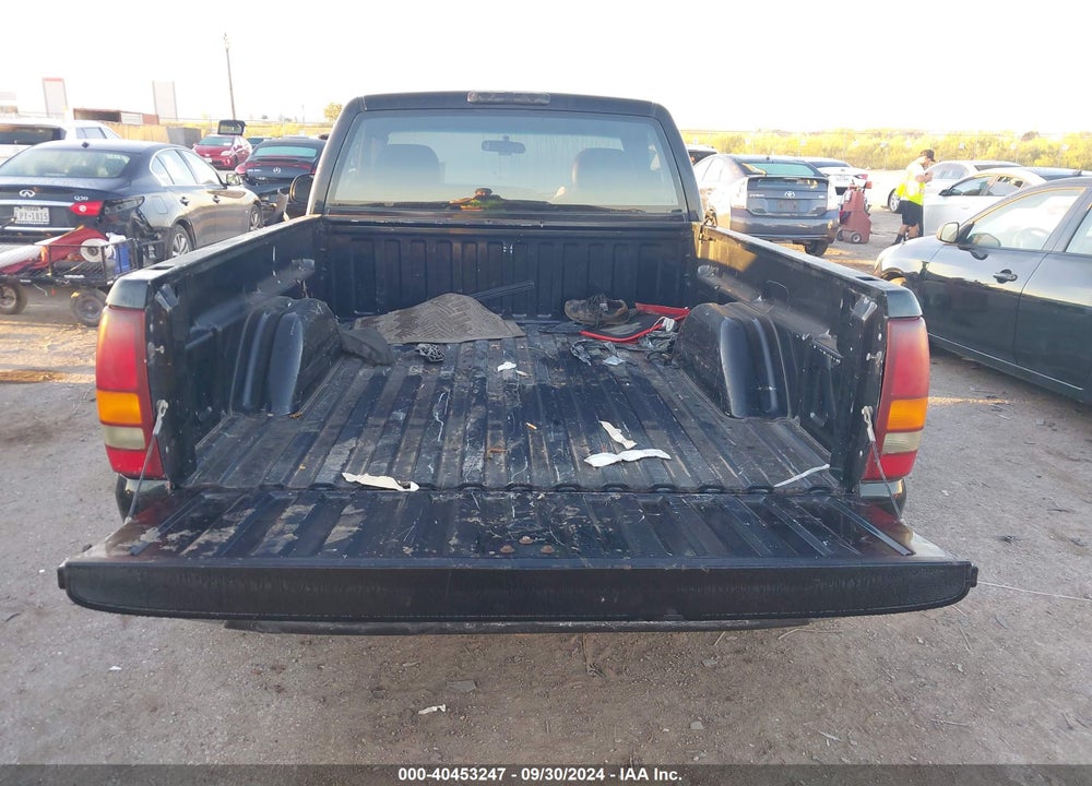 2000 CHEVROLET SILVERADO 1500 VIN: 1GCEC14W9YZ250653