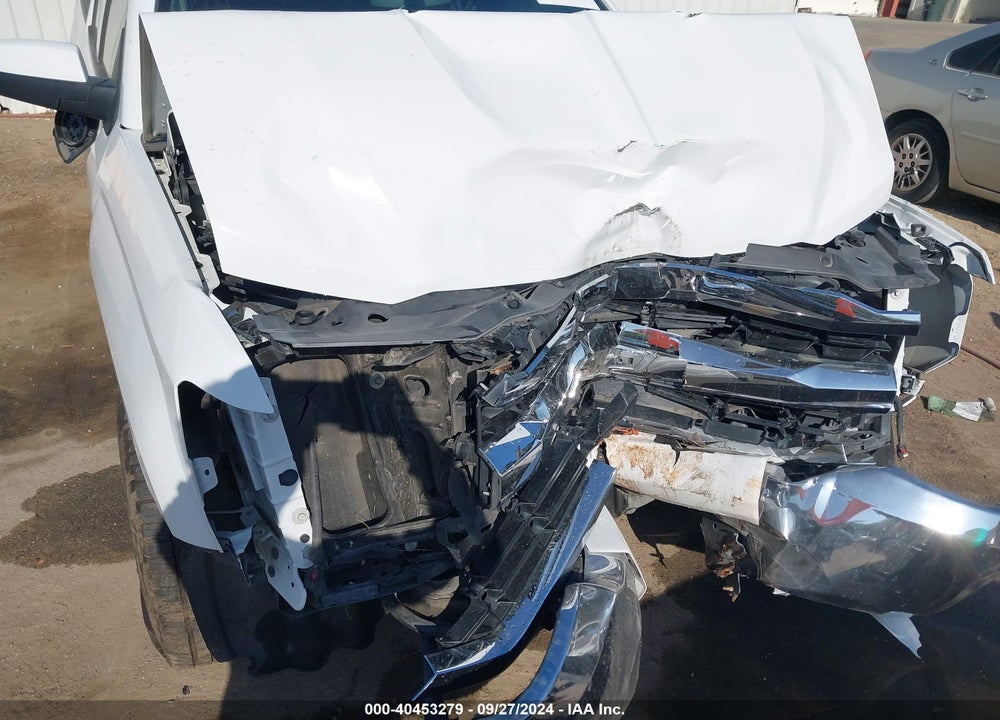 2018 CHEVROLET SILVERADO 1500 1LT VIN: 1GCRCREC0JZ161922