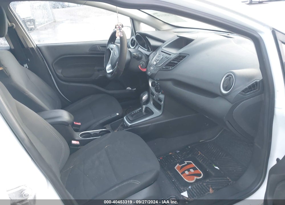 2019 FORD FIESTA SE VIN: 3FADP4EJ0KM142702