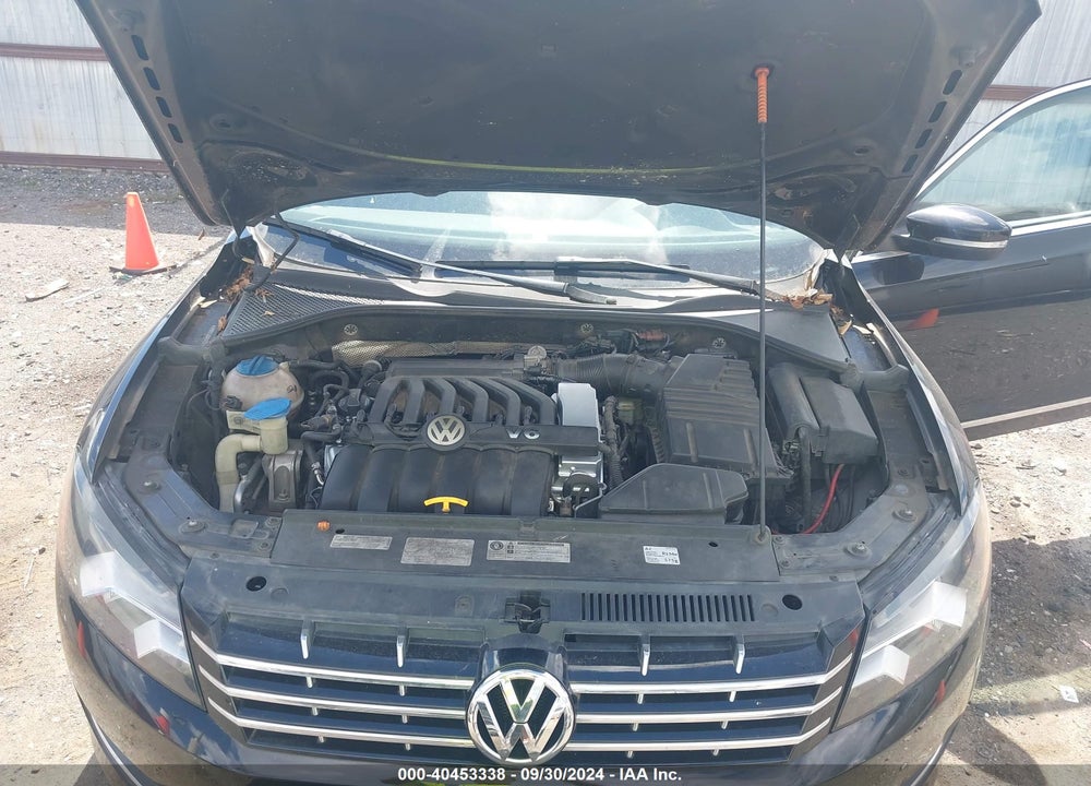 2013 VOLKSWAGEN PASSAT 3.6L V6 SEL PREMIUM VIN: 1VWCM7A35DC042751