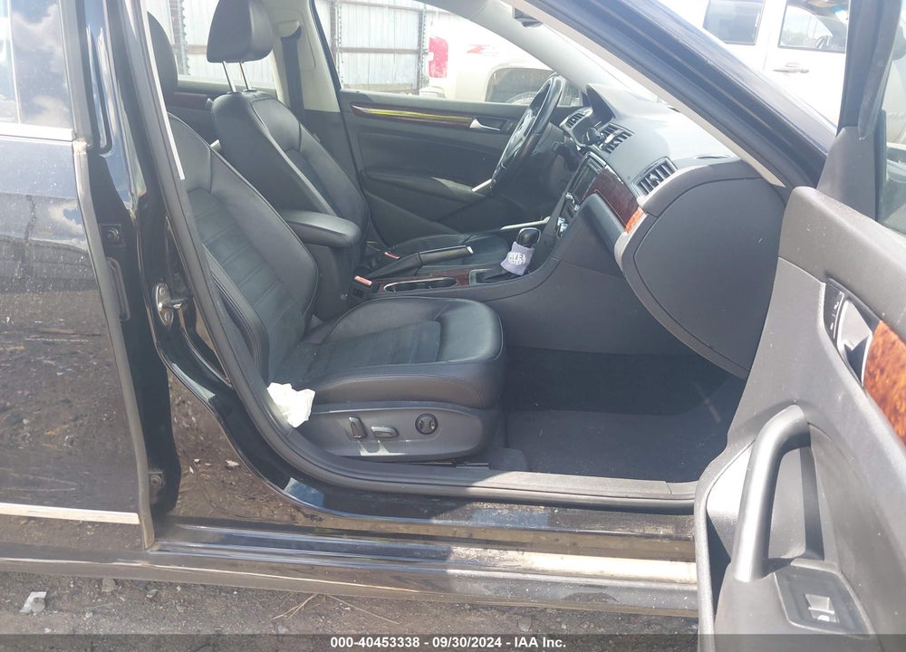 2013 VOLKSWAGEN PASSAT 3.6L V6 SEL PREMIUM VIN: 1VWCM7A35DC042751