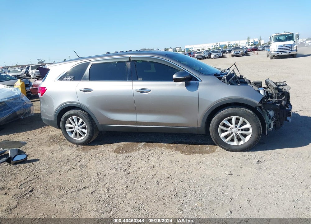 2017 KIA SORENTO 2.4L L VIN: 5XYPG4A32HG286417