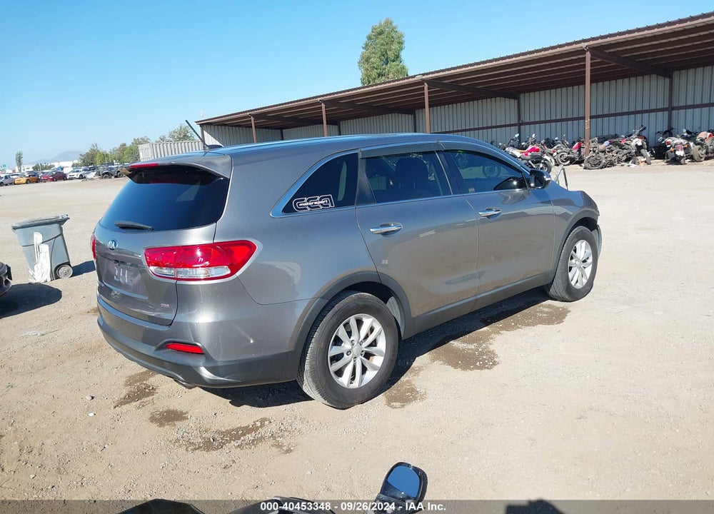 2017 KIA SORENTO 2.4L L VIN: 5XYPG4A32HG286417