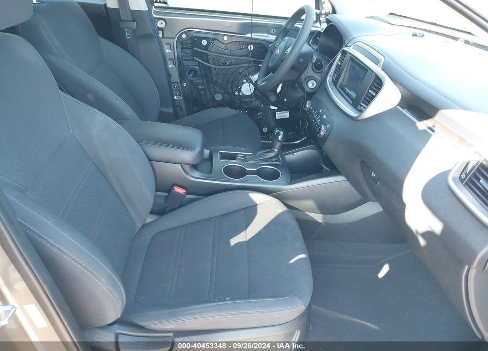 2017 KIA SORENTO 2.4L L VIN: 5XYPG4A32HG286417