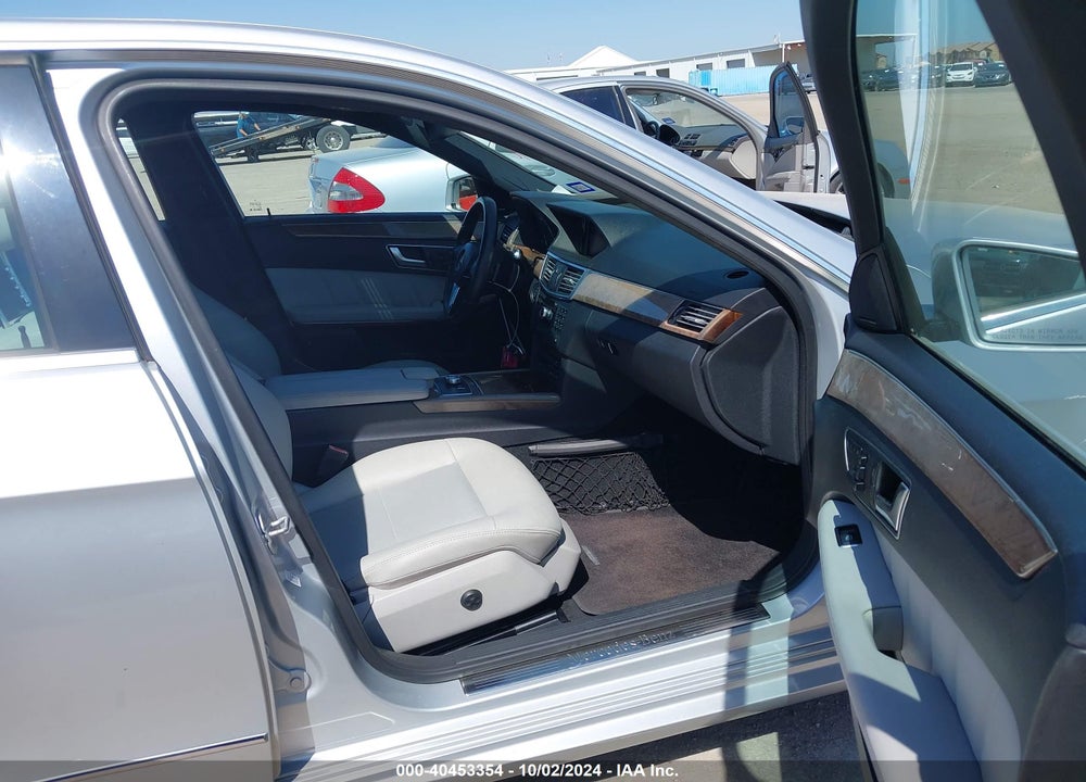 2013 MERCEDES-BENZ E 350 VIN: WDDHF5KBXDA740089