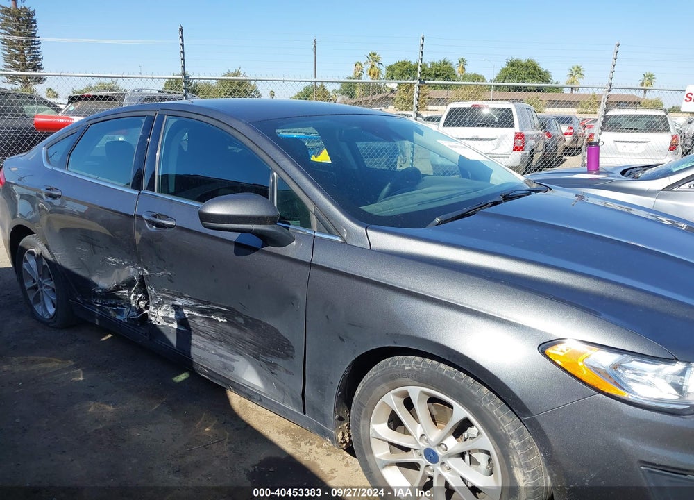 2019 FORD FUSION SE VIN: 3FA6P0HD6KR115420