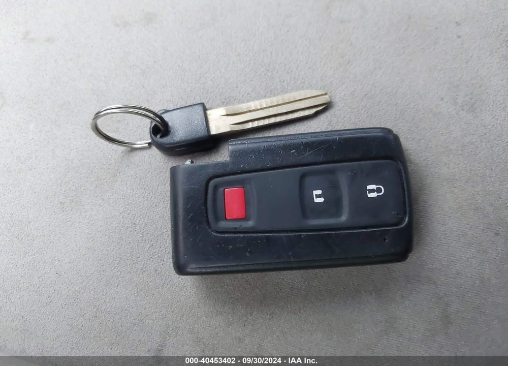 2006 TOYOTA PRIUS VIN: JTDKB20U667507776