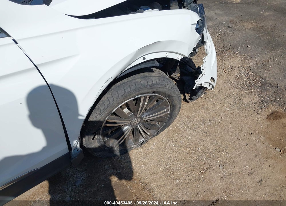2018 VOLKSWAGEN TIGUAN 2.0T SE/2.0T SEL VIN: 3VV3B7AX1JM178303