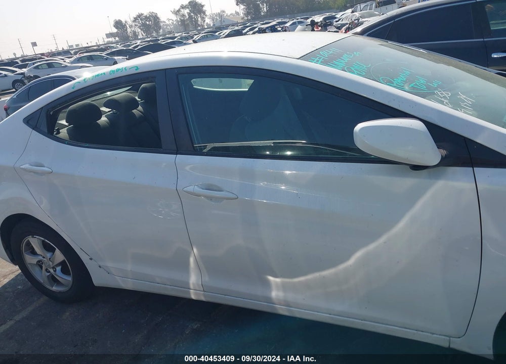 2014 HYUNDAI ELANTRA SE VIN: 5NPDH4AE8EH506388