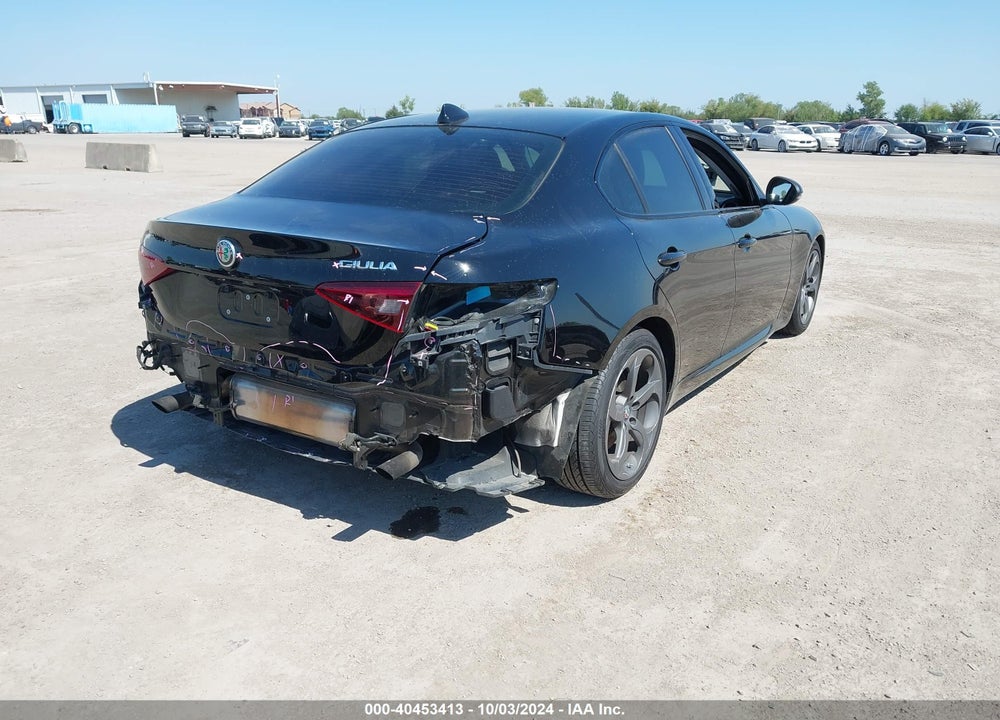 2018 ALFA ROMEO GIULIA RWD VIN: ZARFAEBN9J7582272