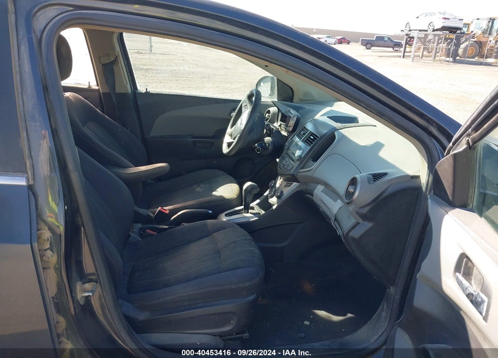 2014 CHEVROLET SONIC LT AUTO VIN: 1G1JC5SG8E4189329