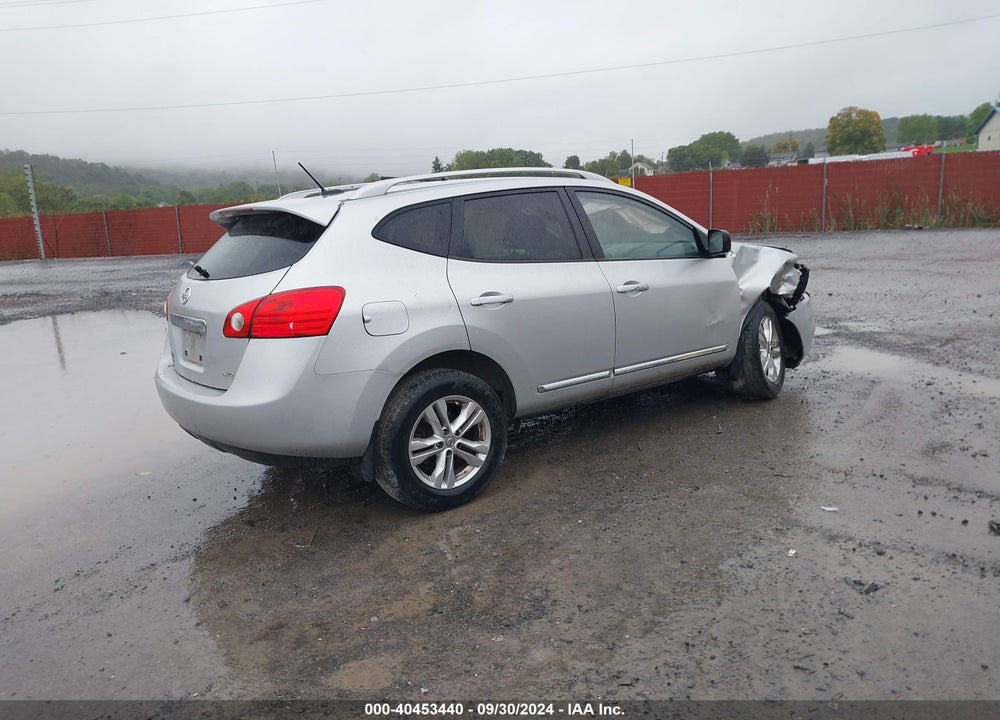 2015 NISSAN ROGUE SELECT S VIN: JN8AS5MV8FW261517