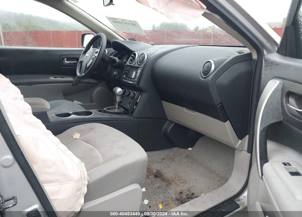 2015 NISSAN ROGUE SELECT S VIN: JN8AS5MV8FW261517