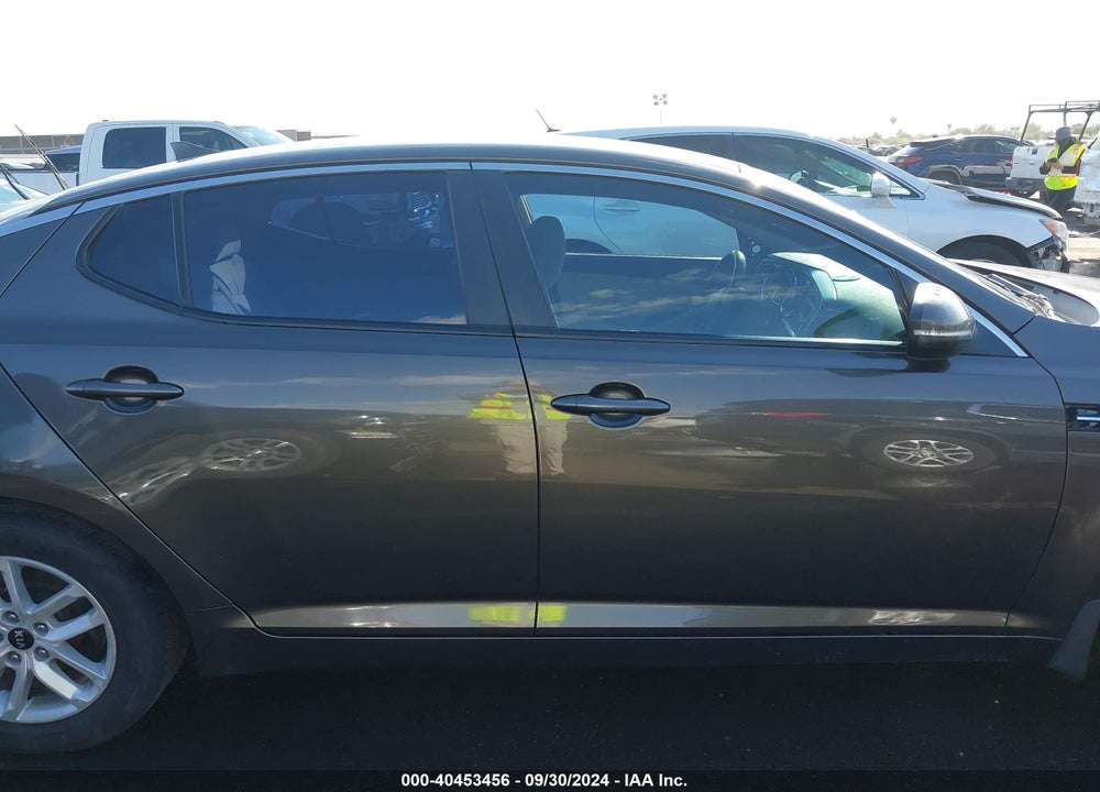 2011 KIA OPTIMA LX VIN: KNAGM4A71B5120737