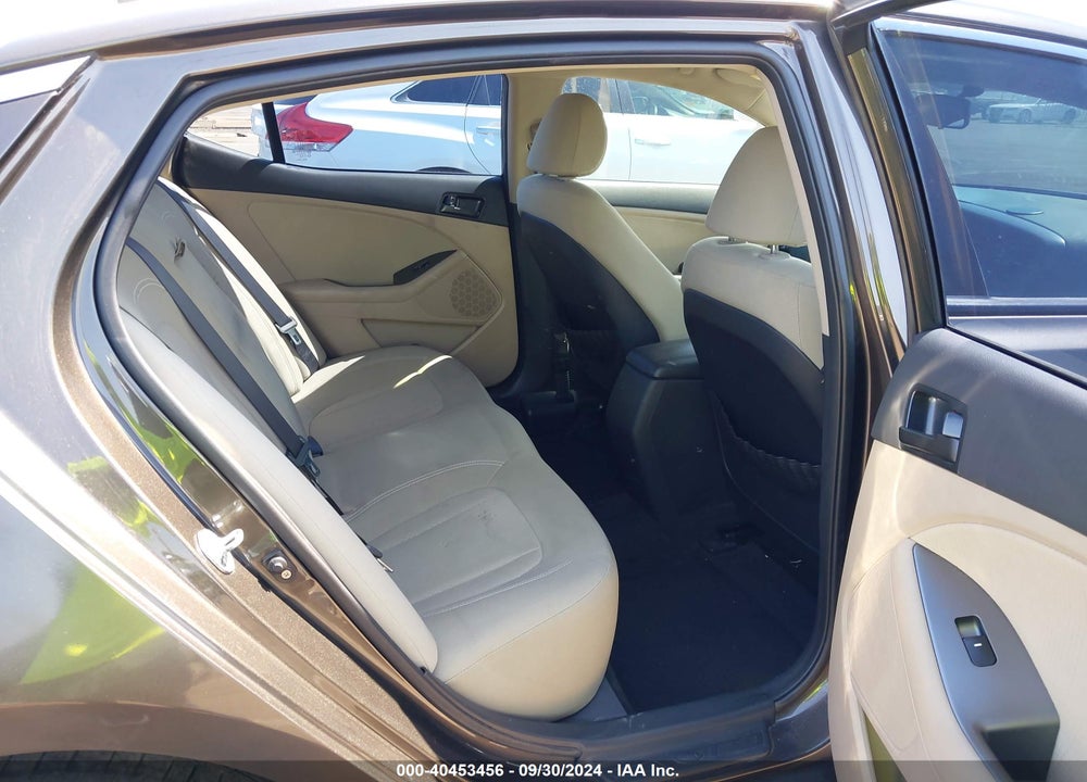 2011 KIA OPTIMA LX VIN: KNAGM4A71B5120737