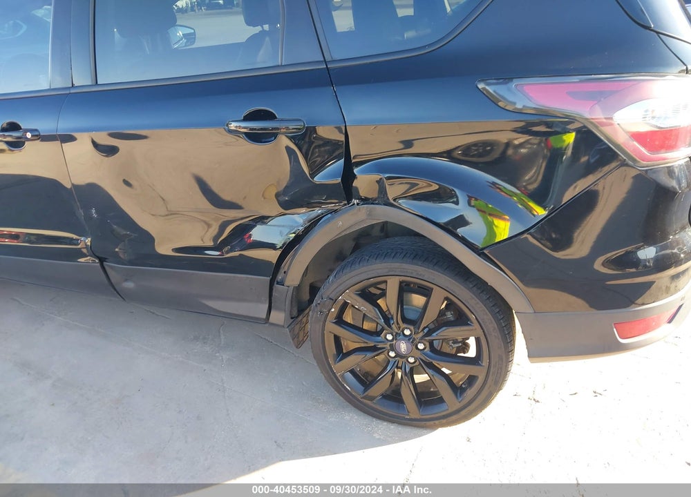 2017 FORD ESCAPE SE VIN: 1FMCU0GD7HUA19560