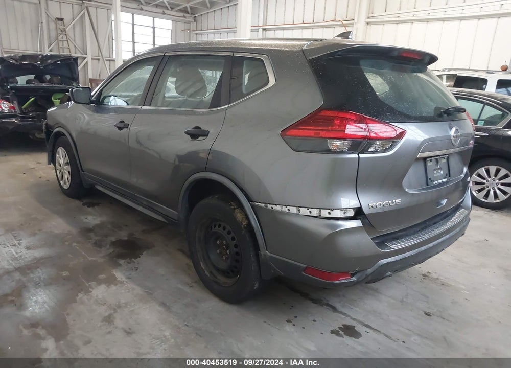 2017 NISSAN ROGUE S VIN: KNMAT2MV2HP603807