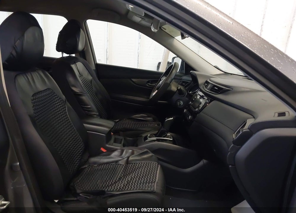 2017 NISSAN ROGUE S VIN: KNMAT2MV2HP603807