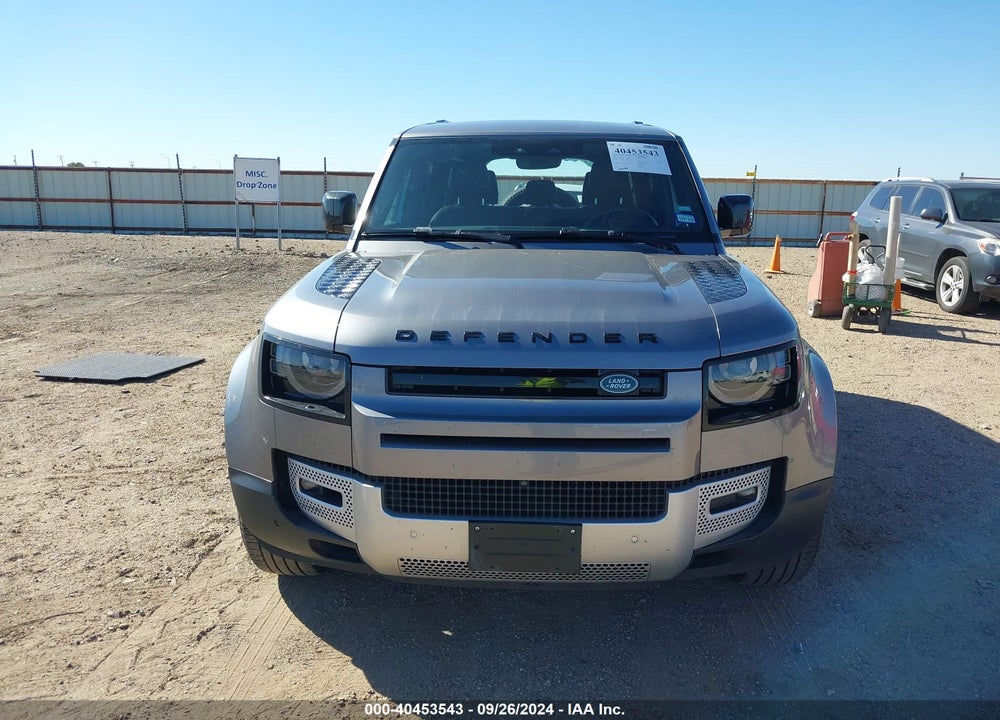 2024 LAND ROVER DEFENDER 110 P300 VIN: SALEJ7EXXR2261017